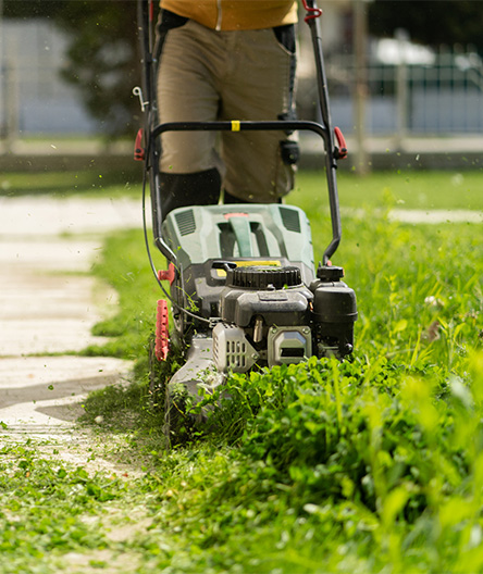 Lawn Mowing Pros | Overland Park, KS | Hassle Free Outdoor - lawn-care-1